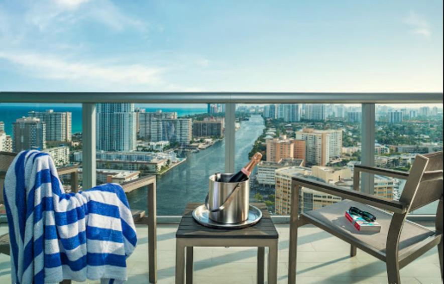 Studio In Hallandale 2 Beds Hallandale Beach Exterior foto