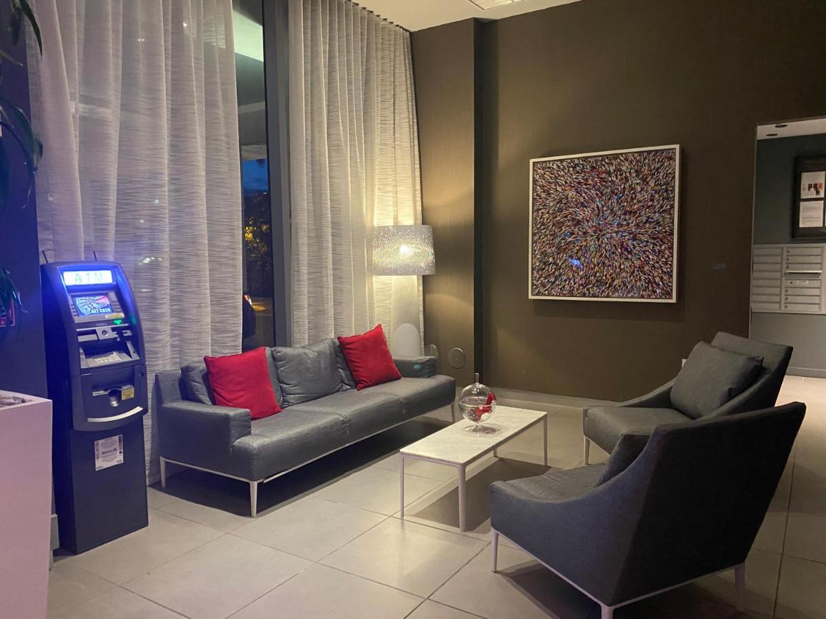 Studio In Hallandale 2 Beds Hallandale Beach Exterior foto